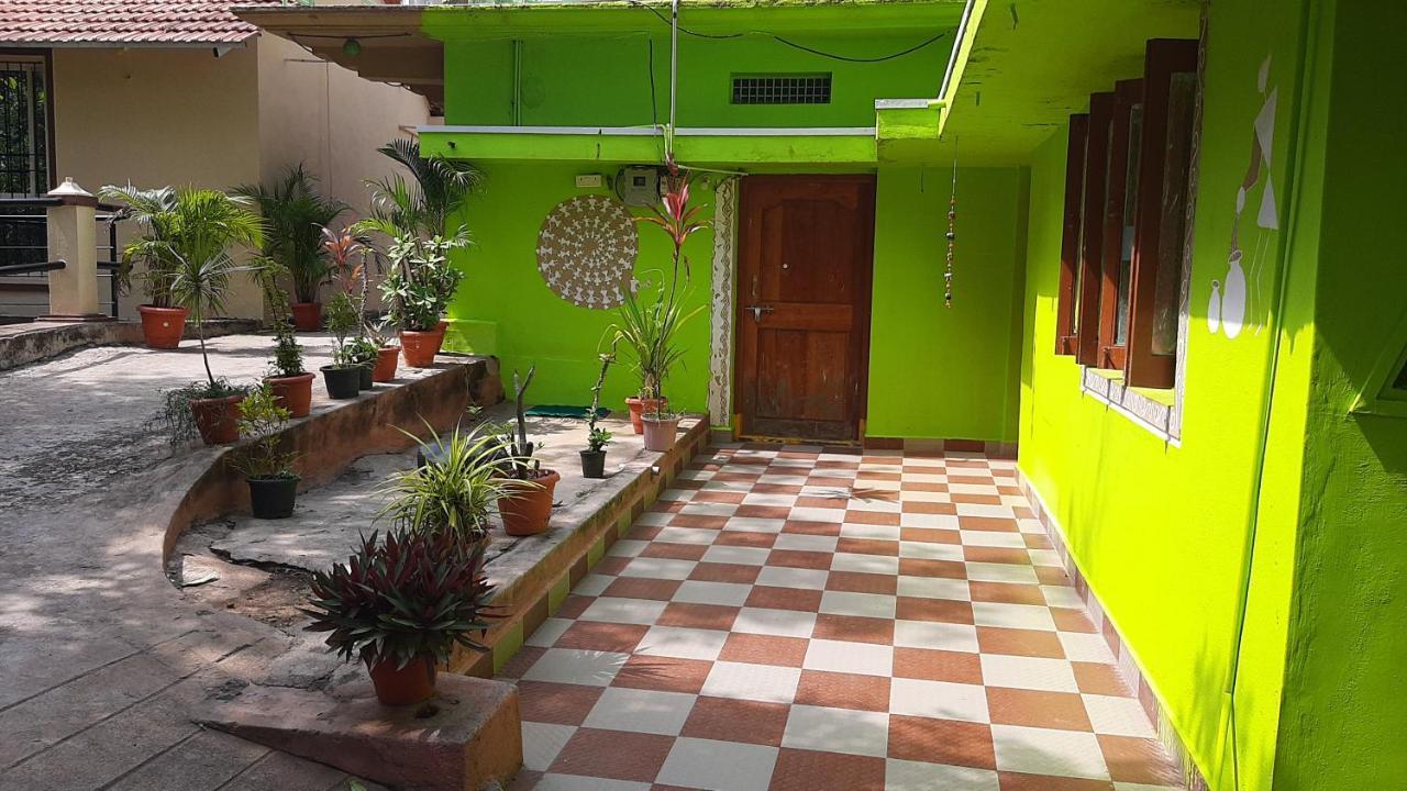 هامبي Shankar Homestay المظهر الخارجي الصورة