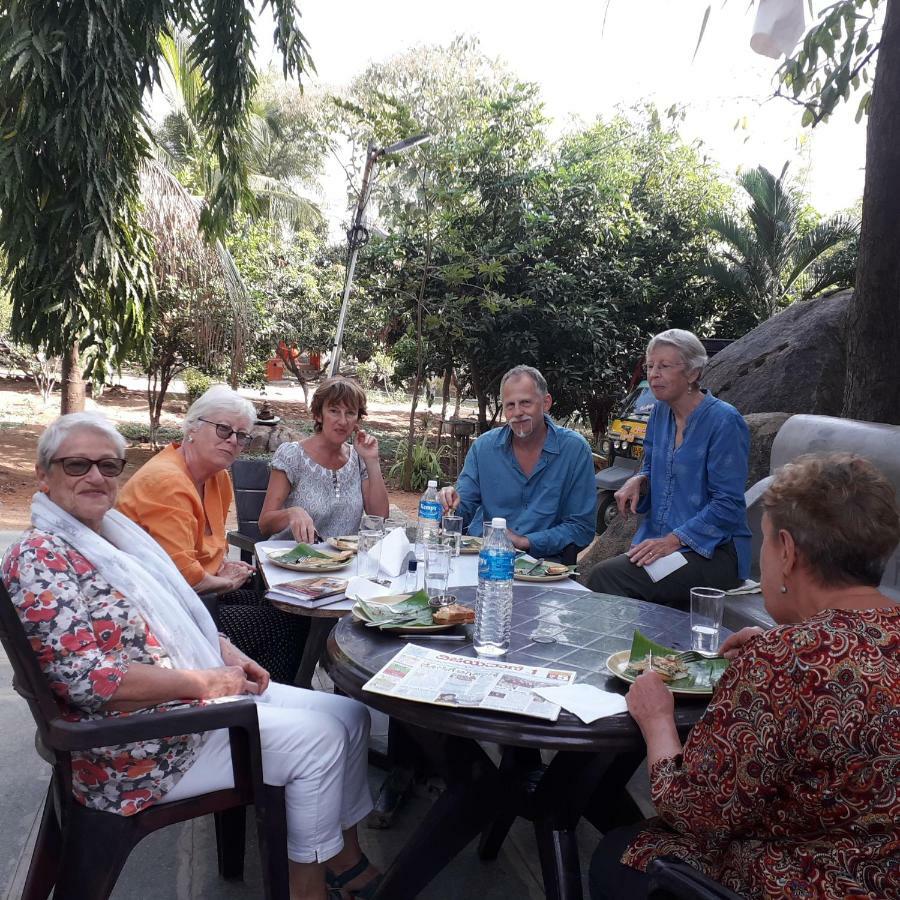هامبي Shankar Homestay الغرفة الصورة